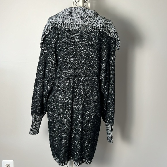 NWT Fabriano oversized sweater - Picture 4 of 6